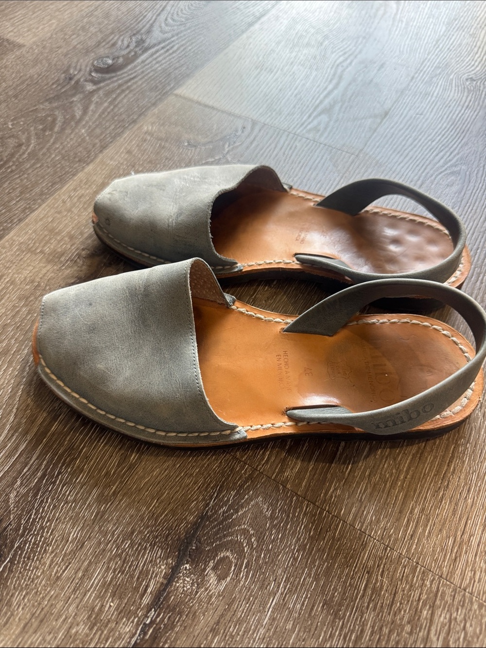 Mibo Gray Leather Slingback Flats